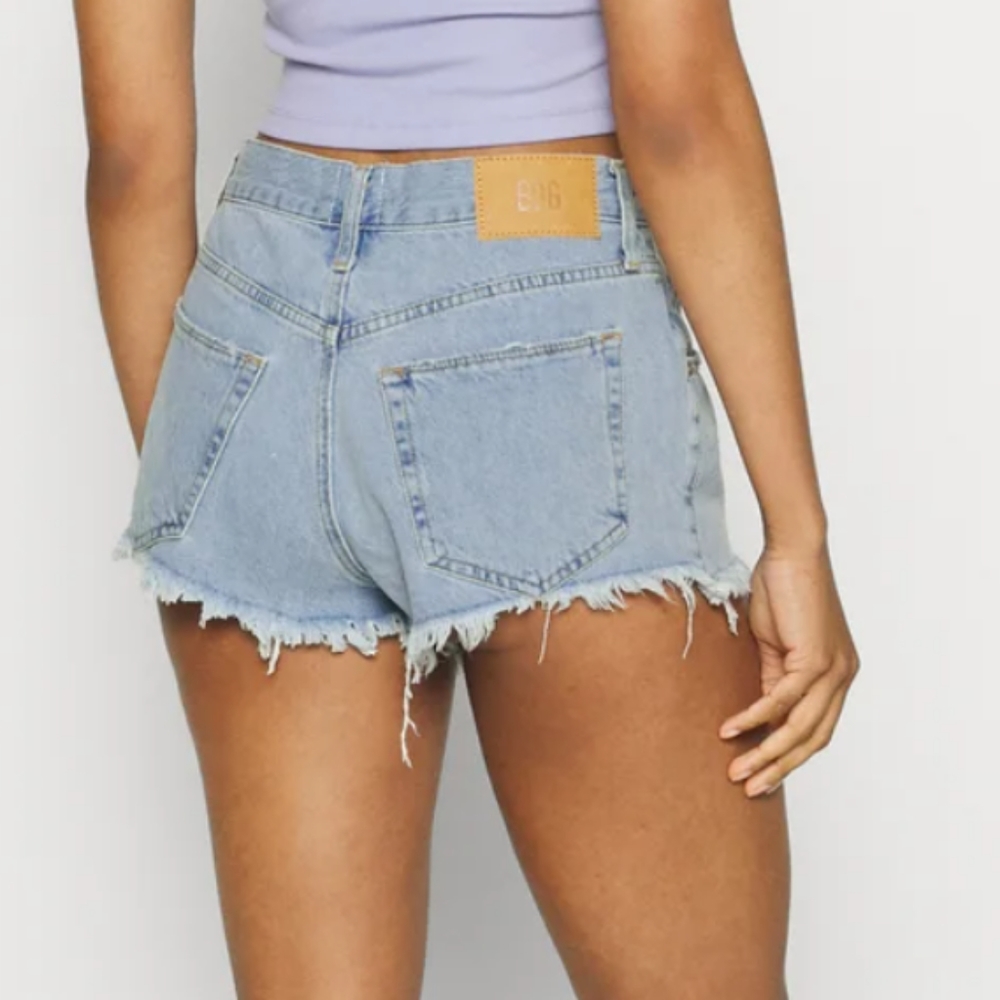BDG Urban Outfitters checky jean shorts Cut Offs Size 29 - Picture 2 of 8
